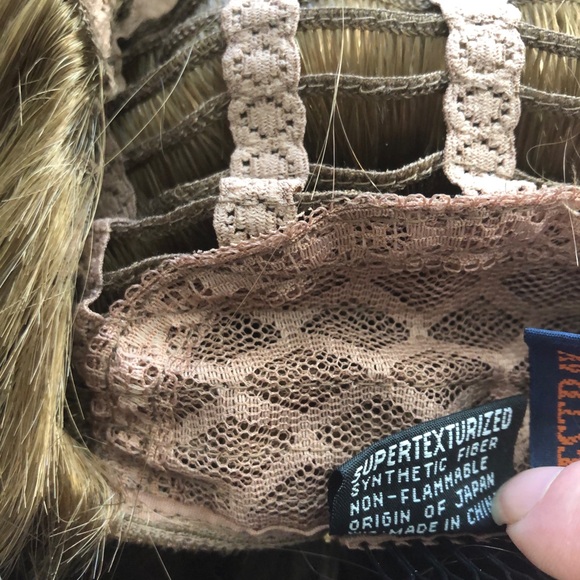 Wig - “Fall” - Picture 5 of 7